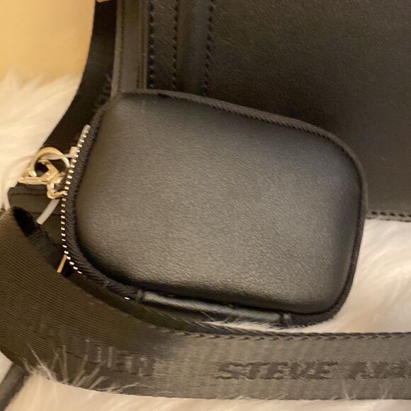 NWT Steve Madden (Bevelyn) Crossbody Bag w/ Airpod Pouch - Black - Viral TikTok - Picture 6 of 14